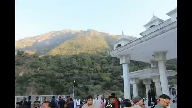 Maa Durga Stuti - Jai Bhagwati Devi Namo Var De | Maa Vaishno Devi Aarti | Vaishno Devi Hindi Bhaja смотреть онлайн