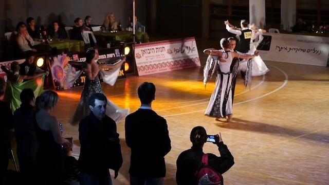 Akko 2013  AIDA championship. Gal & Emili Waltz смотреть онлайн