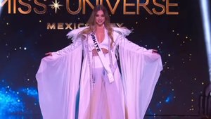 Turkey Ayliz Duman Miss Universe 2024 (73) Турция Мисс Вселенная 2024 Национальный костюм