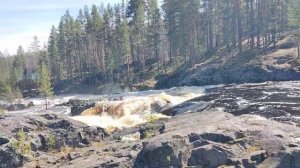 Поор-порог в Карелии весной