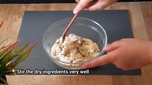 Keto Chocolate Chip Cookies | Low Calorie Recipe | Keto Desserts | Healthy Recipe | OZiva