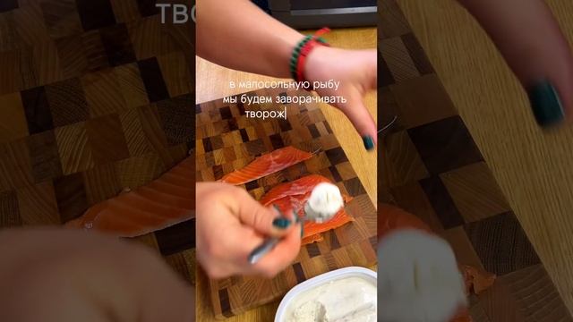 Салат на Новый год с семгой свеклой и апельсином #рецепт #салат #салатнановыйгод #готовимрыбу