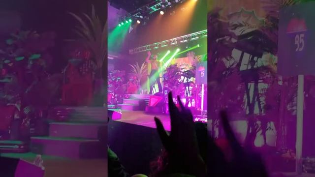 Jidenna- Sufi Woman @ Mercury Ballroom 10/17/19 смотреть онлайн