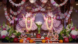 Лекция Е.С. Бхакти Вигьяны Госвами. Джанмаштами в Москве на Нагорной.