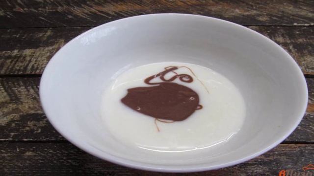 Кремовый десерт с печеньем и маршмеллоу