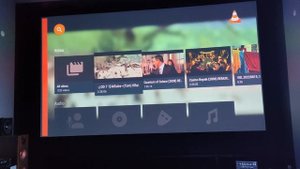 BENQ MH560 FULL HD 1080p REAL 3D 4K 8K 3800 LUMENS HOME CINEMA PROJECTOR BHOAPL CALL ME 8602789262