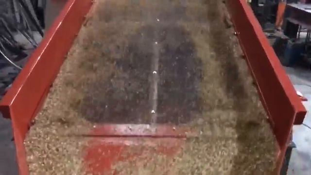 Видео ВГ 1300 с щепой, опилками, сетка 2,8мм Vibromash.com, 8-800-500-40-02, 8-902-333-99-69-480p смотреть онлайн