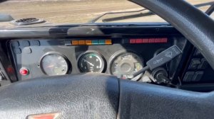 Готовимся к рейсу. SCANIA запускаем КАМАЗ после зимы #Зерновоз #запускаем камаз #зерновозы