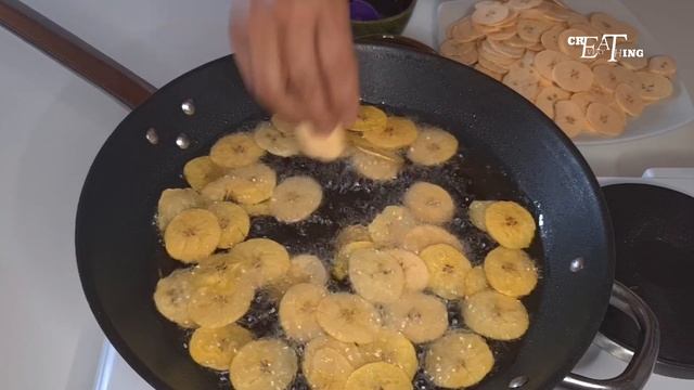 Homemade Crispy Banana Chips смотреть онлайн