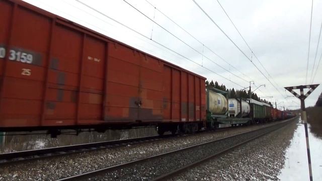 Электровоз тройник ВЛ11.8-783/743А с грузовым поездом, платформа 221 км БМО ж/д