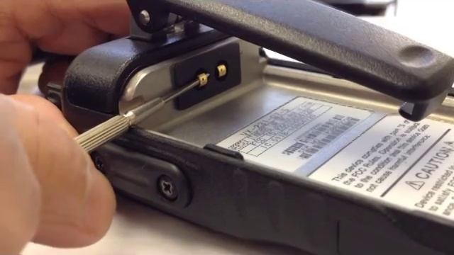 Field Repair of Vertex VX-231 Series Radio to Solve Intermittent Beeping Problem. смотреть онлайн