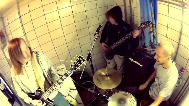 Глагол - Здесь обитает илита (Live in WC)