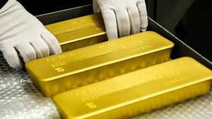 Стоимость золота обновила исторический максимум, превысив $3250 за унцию