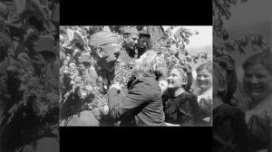 НЕВЫНОСИМО ПАМЯТЬ ТЯЖЕЛА Владимир Турапин