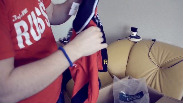 Посылка из Китая 1 Nike CortezNew balanceOnda V975mVibram FivefingersPolo Ralph LaurenTaoBao