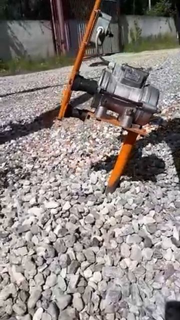 Видео работы Шпалоподбойка ШПВЭ-2М-480p смотреть онлайн