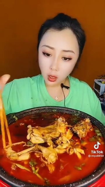 ASMR KING CRAB + SPICY SEAFOOD SAUCE (EATING SOUNDS) NO TALKING | SAS-ASMR
