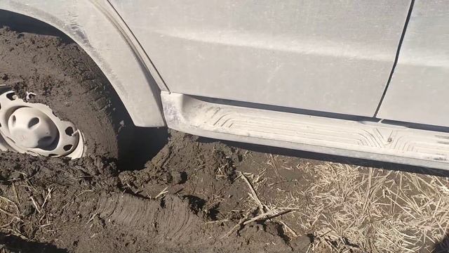 УАЗ Патриот застрял (1080p) смотреть онлайн