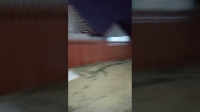 СМОТРИМ МУЛЬТИКИ ВО ДВОРЕ С МАМОЙ, ВОЗДУХ ЧУДЕСНЫЙ, ЧАЕК ВКУСНЫЙ , ЛЕТНИЙ СЕЗОН ОТКРЫТ