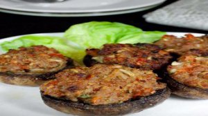 Шампиньоны, фаршированные мясом