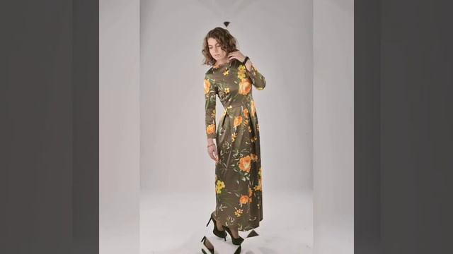 Платье длинное из хлопка.