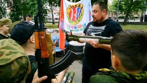 Дядя Вова, мы с тобой!