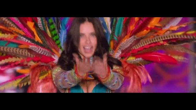 Troye Sivan - Youth (Gryffin Remix) - Victoria Secret 2017 In Shianghai