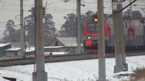 Электровоз ВЛ85 166 и  2ЭС5К-032 и 027 с.м.е. С грузовым поездом Вос Сиб жд