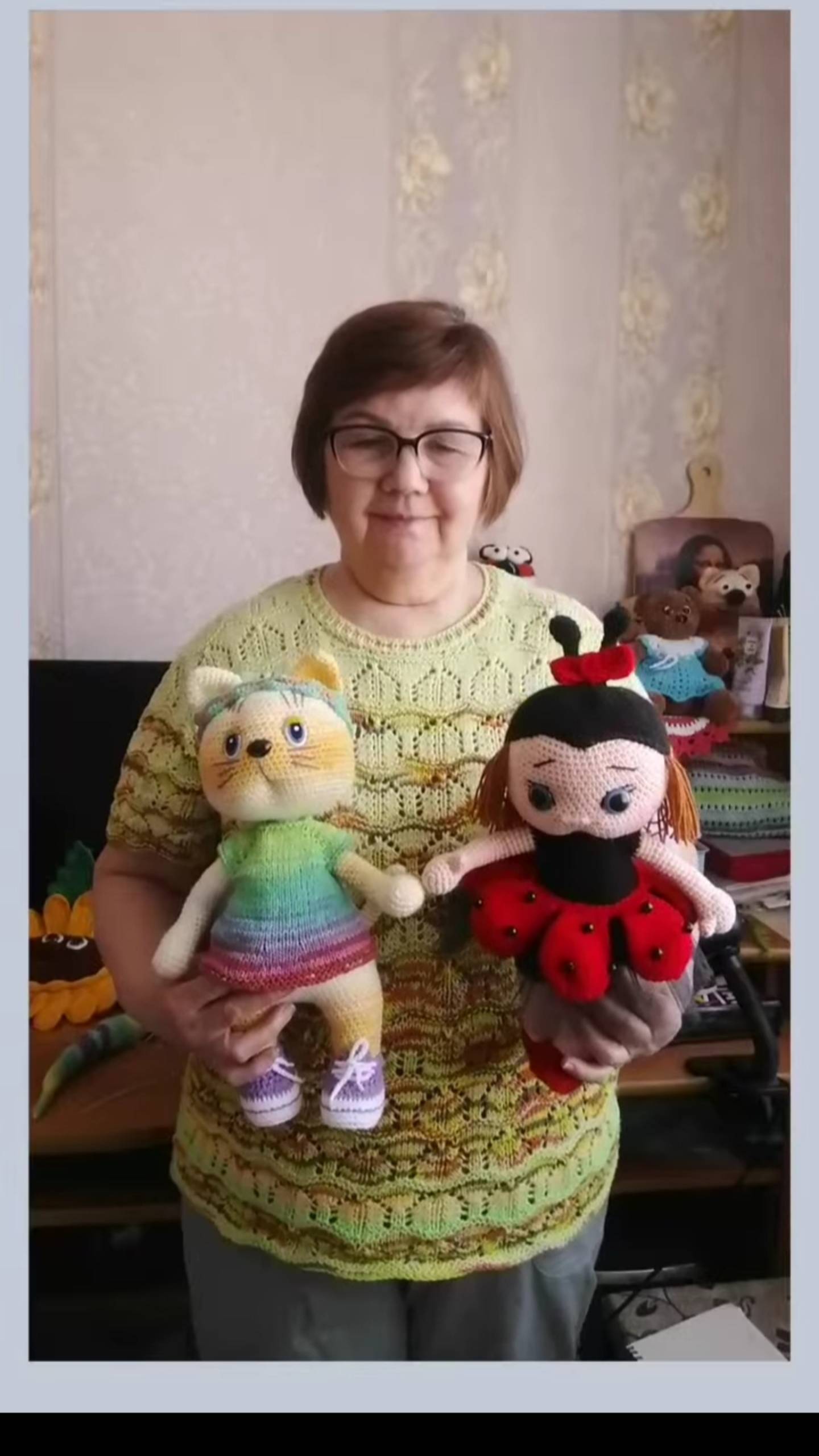 Моя футболка техникой Свинг спицами из пряжи Ярн арт джинс.