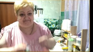 Обидно ЕЙ... Больше никак...