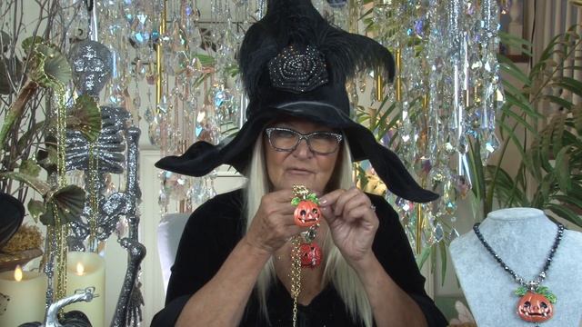 Kirks Folly Fairy Special Value: The Drusilla Vampire Show - September 28th, 2021 смотреть онлайн