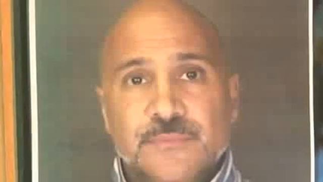 Perv busted for hidden camera in runway dressing room смотреть онлайн