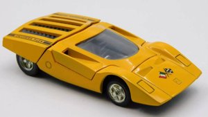 Ferrari 512 S Pininfarina. Pilen 325