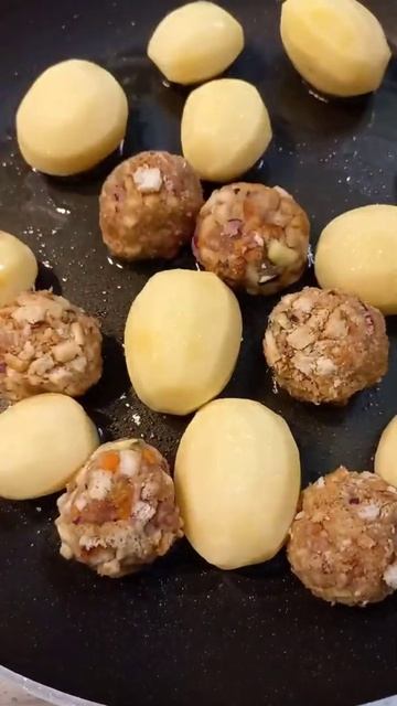 Быстро и вкусно молодой картофель и котлетки рецепты Натали еда на любой вкус кулинарим вместе