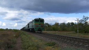 2ТЭ10М-2654 с грузовым поездом на перегоне Лоцкино - Грейгово / линия Долинская - Николаев
