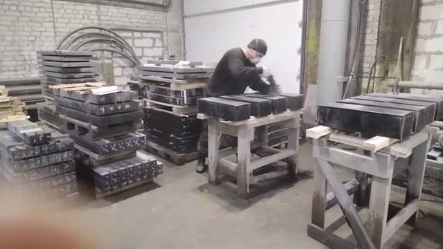 Полировка памятников из карельского гранита