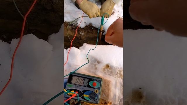 Заземление через фундамент - смотри  и ведь работает