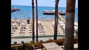 Arum Barut Collection, Side