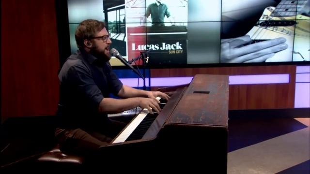 Lucas Jack - Everybody Tells Me смотреть онлайн