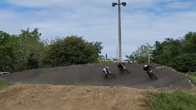Rincón bmx cruiser смотреть онлайн