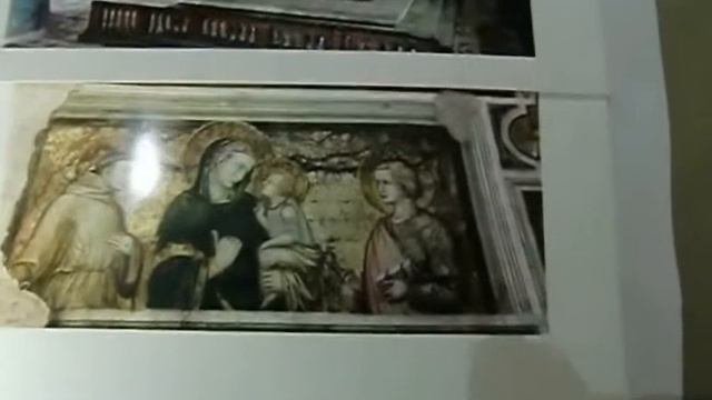 Madonna Dei Tramonti A Lorenzetti Assisi Bas Inferiore