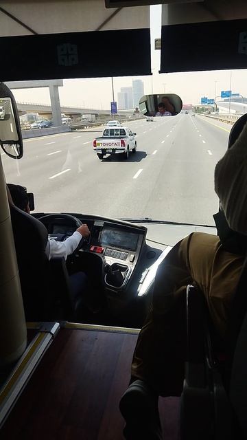Едем в Абу Даби