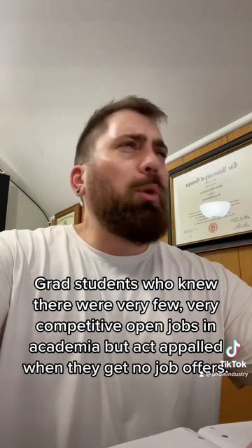 The time for PhDs to go industry is always now! #phd #phdlife #gradschool #gradstudent #phdjourney смотреть онлайн