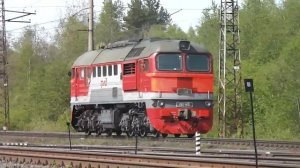 М62-1694 проезжает станцию Васкелово