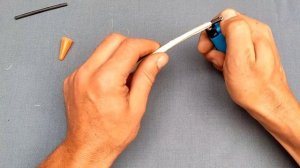 Самодельный поплавок из пера птицы