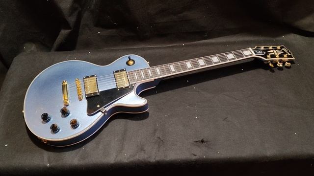 Обзор сборки китайской реплики Gibson Les Paul Custom голубой металлик 2025 смотреть онлайн
