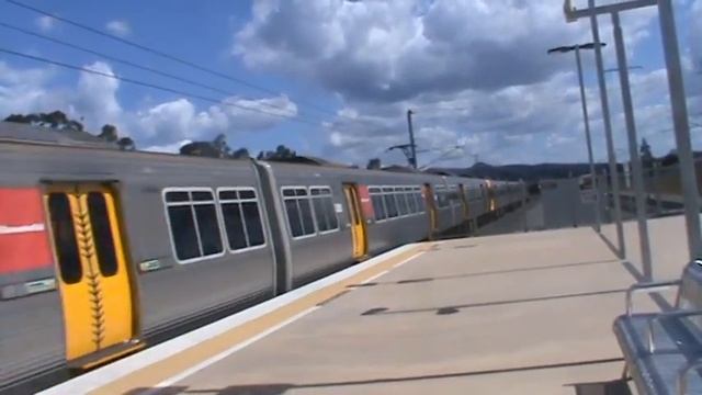 EMU 18/52 at Springfield смотреть онлайн