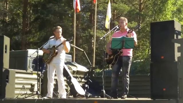 Возле русского села смотреть онлайн