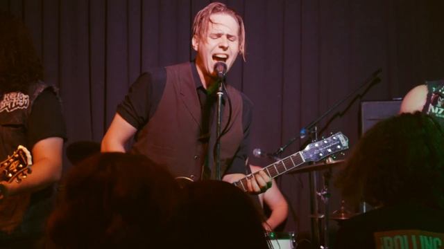 Fox Company clip смотреть онлайн