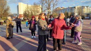 Прыгают пышные грудочки....... 22.04.25.